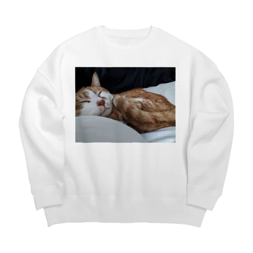 寝てる猫 Big Crew Neck Sweatshirt