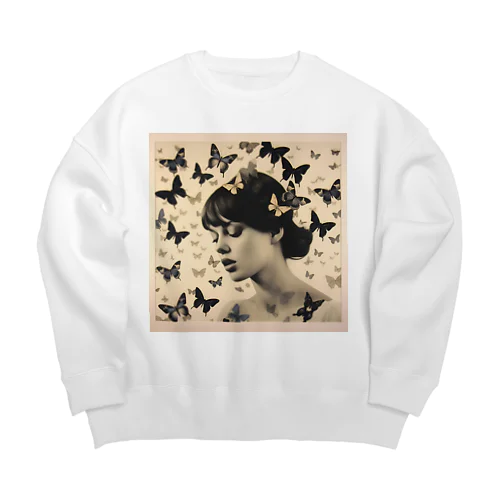 蝶 Big Crew Neck Sweatshirt