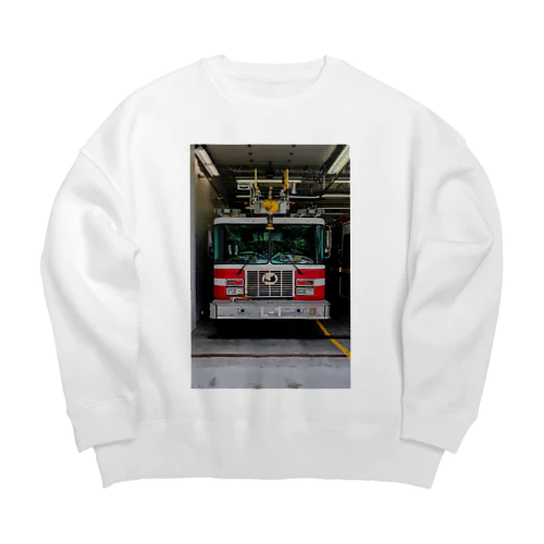 消防車 Big Crew Neck Sweatshirt