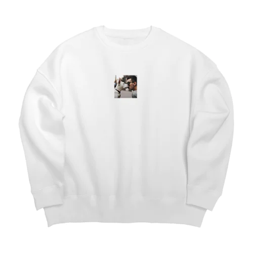 キスする犬グッズ Big Crew Neck Sweatshirt