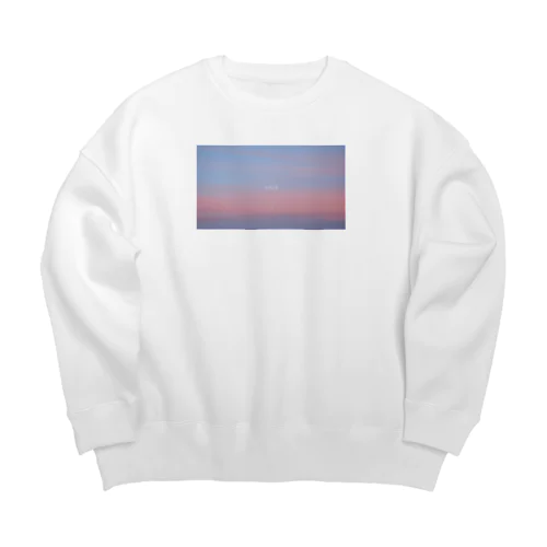 amor Big Crew Neck Sweatshirt