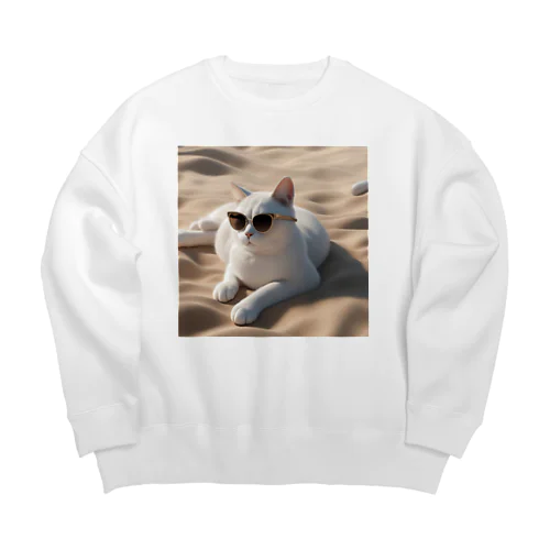 ビーチで波の音を聴きながらサングラスをかけた猫 Big Crew Neck Sweatshirt