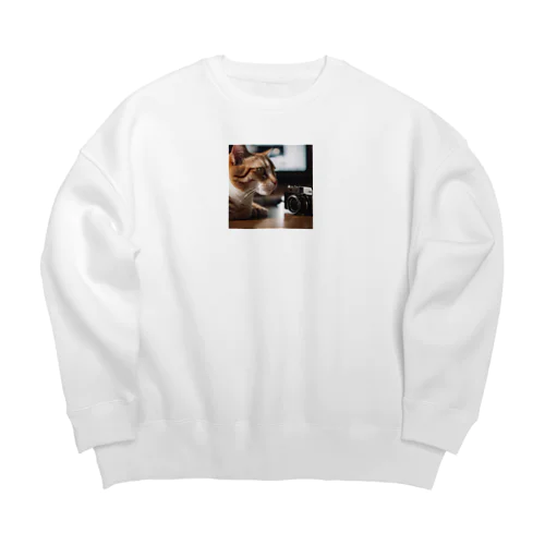 猫ちゃん　v8 Big Crew Neck Sweatshirt