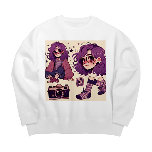 カメラと少女 Big Crew Neck Sweatshirt