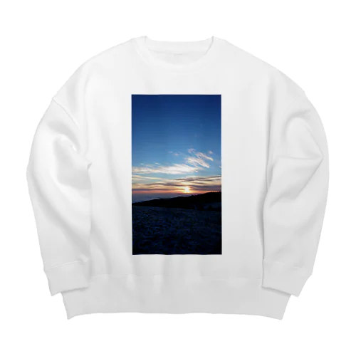 初雪 Big Crew Neck Sweatshirt