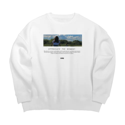 1枚で着こなせるTシャツ Big Crew Neck Sweatshirt