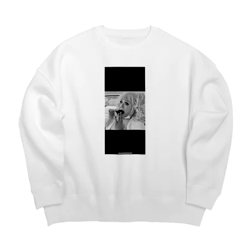 ヒドンナちゃん Big Crew Neck Sweatshirt