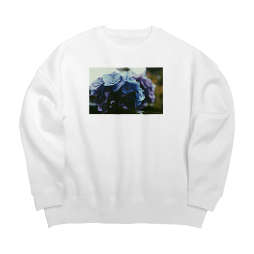 紫陽花 Big Crew Neck Sweatshirt