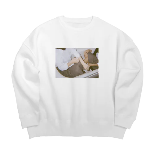 はだのうごき Big Crew Neck Sweatshirt