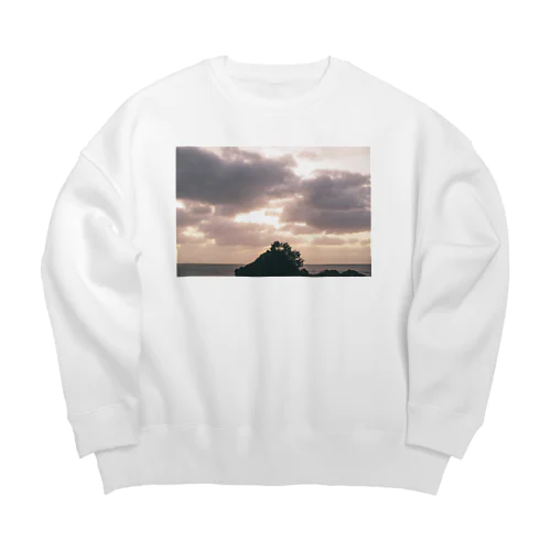 yuyake　#Tシャツのよはくを埋める Big Crew Neck Sweatshirt