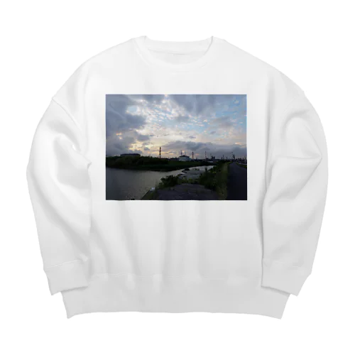 そらとみちと🌉 Big Crew Neck Sweatshirt