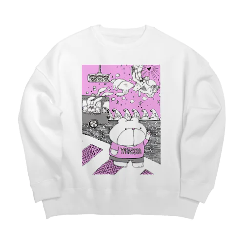 うさ恋★くまさんにズキューーーーーン！ Big Crew Neck Sweatshirt