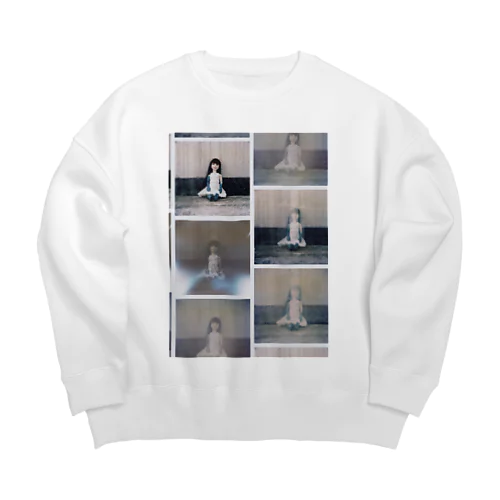 人形さん No.1 Big Crew Neck Sweatshirt