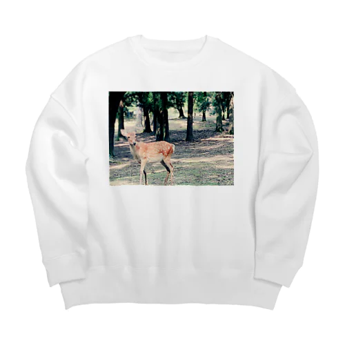 奈良の鹿ちゃん🦌 Big Crew Neck Sweatshirt