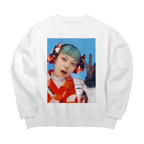 成人したの？！ Big Crew Neck Sweatshirt