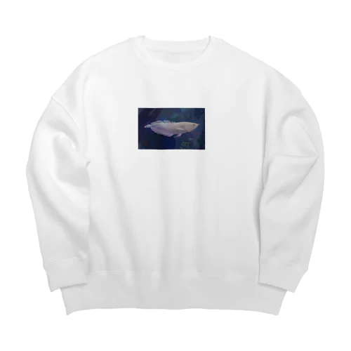 アルビノシルバーアロワナ（背景つき、青） Big Crew Neck Sweatshirt