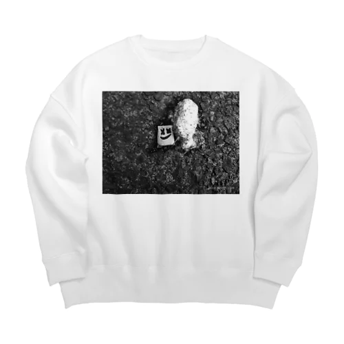 マシュメロ路上にゲリラ出現 Big Crew Neck Sweatshirt