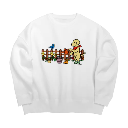 イエローラブラドールがガーデニング Big Crew Neck Sweatshirt