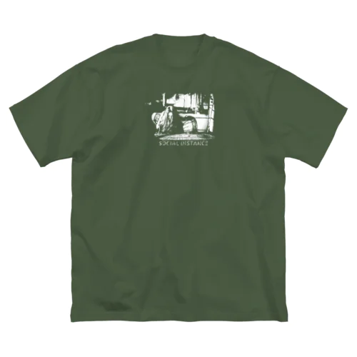 SOCIAL DISTANCE Big T-Shirt