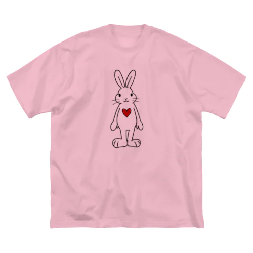 熱いハートを胸に宿したうさぎちゃん Big T-Shirt