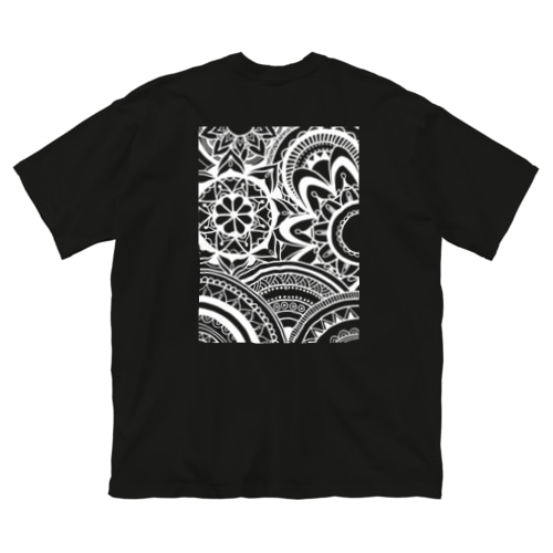 うめつくし　白 Big T-Shirt