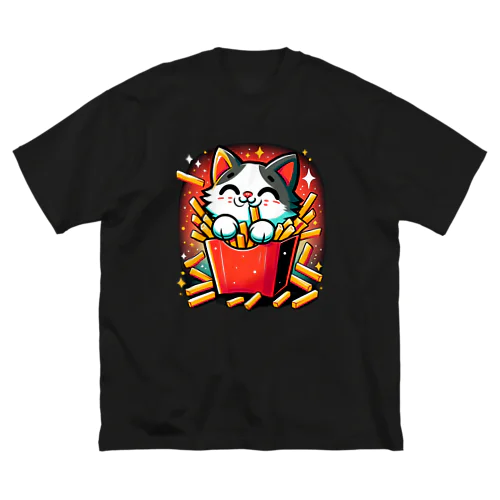 ポテトを食べる猫 ビッグシルエットTシャツ