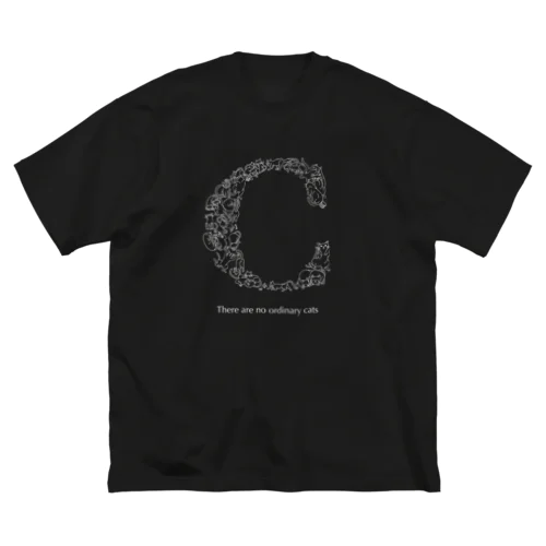 猫文字『C』白文字 ビッグシルエットTシャツ