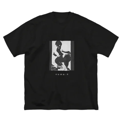  NUMA:O FLY ビッグシルエットTシャツ