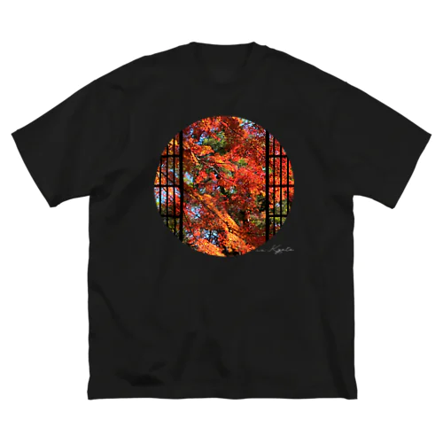 丸窓から紅葉 ビッグシルエットTシャツ