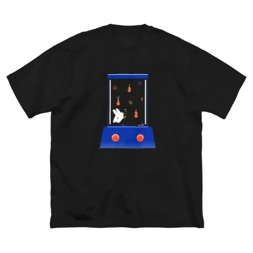 ウォーターゲームにいるうさぎ ビッグシルエットTシャツ