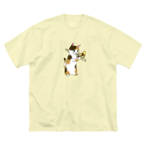 トロンボーンを吹く猫 ビッグシルエットTシャツ