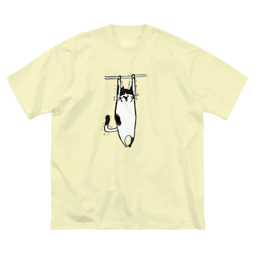 ぷるぷるねこ ビッグシルエットTシャツ