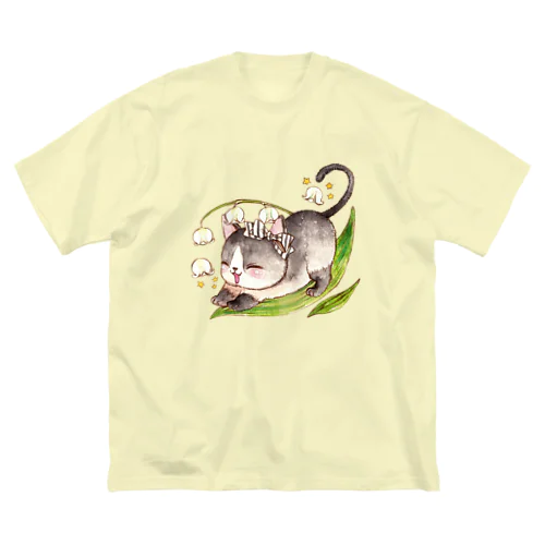 春のねこ日和／cinnamon ビッグシルエットTシャツ