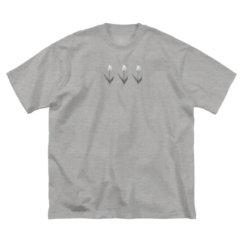 Three TULIP, White gray blue . ビッグシルエットTシャツ