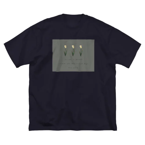 Khaki gray × Cream three tulip ビッグシルエットTシャツ