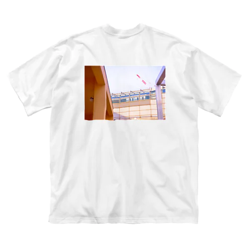 春の空 Big T-Shirt