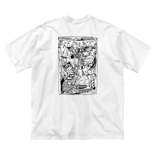 いろんな所にいろんな顔 Big T-Shirt