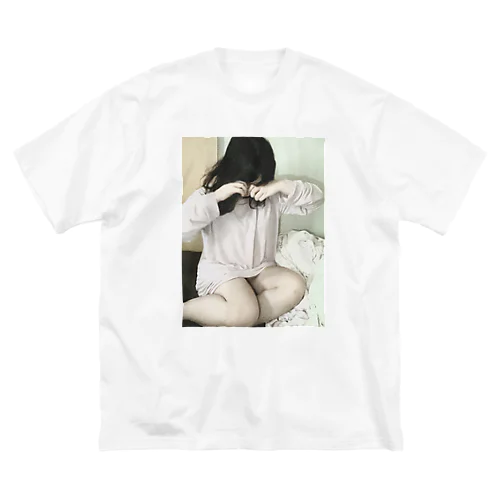 君が置いていったんでしょ Big T-Shirt