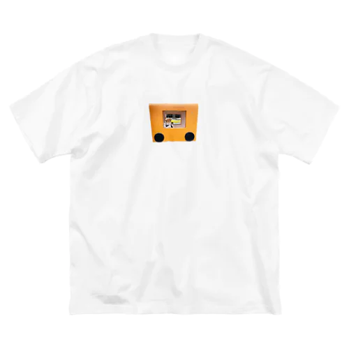 電車に乗るパピヨン 루즈핏 티셔츠