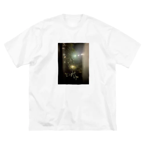 あなたを照らすシャツ"Light Up" Big T-Shirt