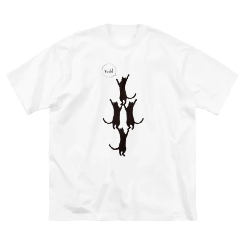 頑張る黒猫さんたち Big T-Shirt