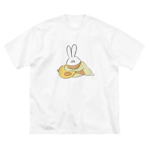 どっしりしたうさぎ（黄） ビッグシルエットTシャツ