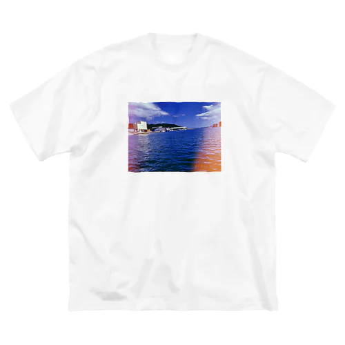 漁港 Big T-Shirt