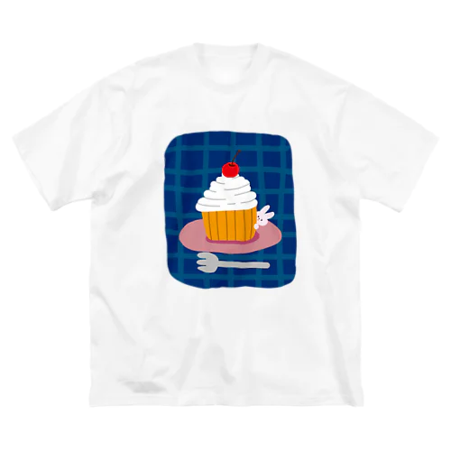 カップケーキでかくれんぼ Big T-Shirt