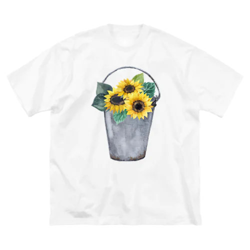 Watering bucket and sunflowers  じょうろ と ひまわり ビッグシルエットTシャツ
