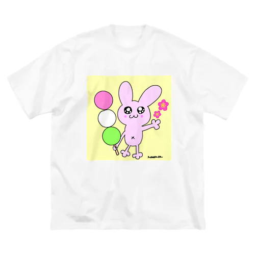 お花見うさぎ🐾 Big T-Shirt