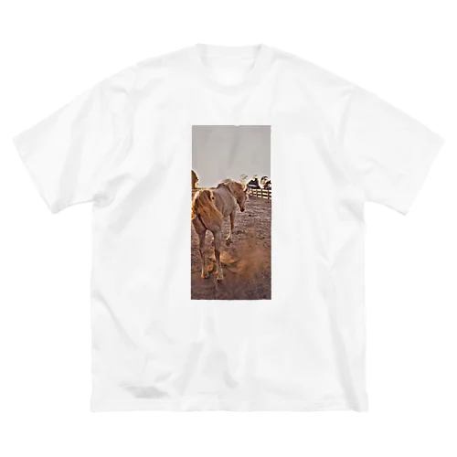 放牧中馬 ビッグシルエットTシャツ