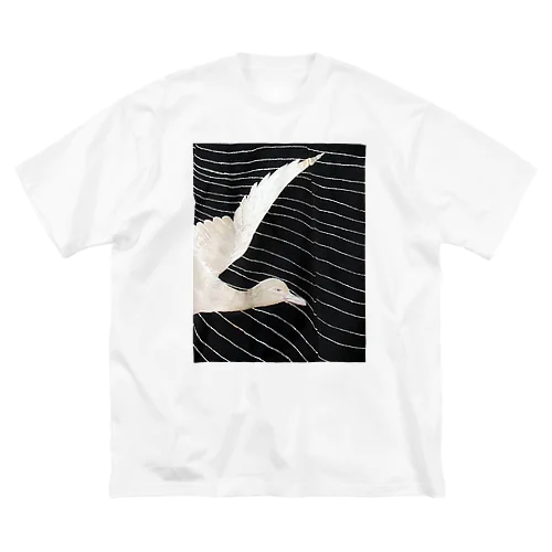 黒と白　水鳥の柄 ビッグシルエットTシャツ