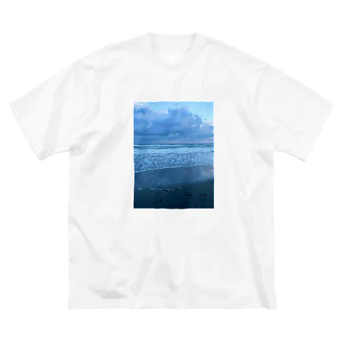 夏の九十九里浜の浜辺　３ Big T-Shirt