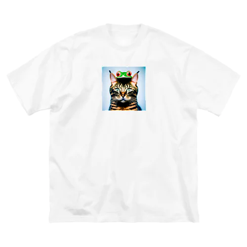 カエル猫ちゃんです。 Big T-Shirt